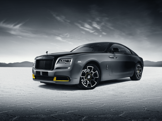 ROLLS-ROYCE BLACK BADGE WRAITH BLACK ARROW