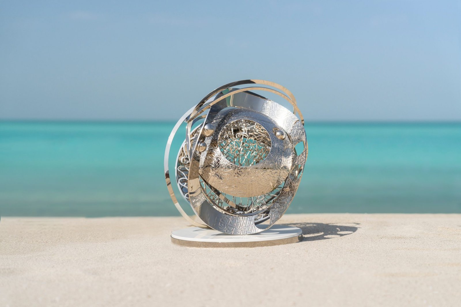 RANGE ROVER SV BESPOKE SADAF EDITION-THE PEARL-SCULPTURE | Signé Magazine