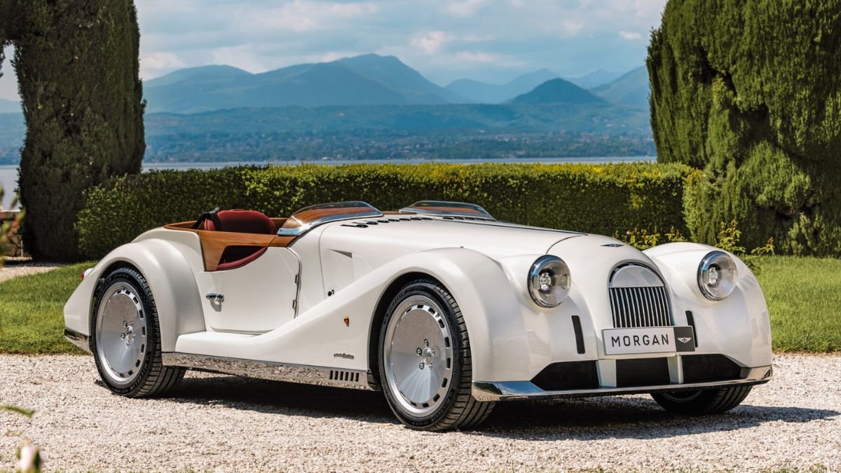 Midsummer by Morgan x Pininfarina