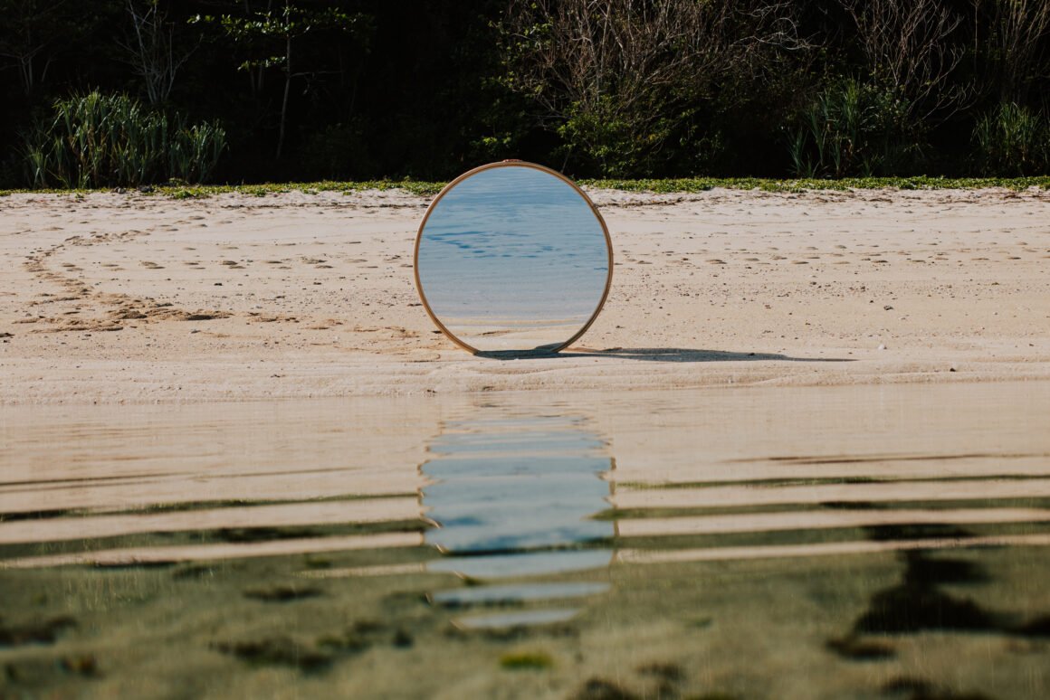 Nicoya Round Mirror